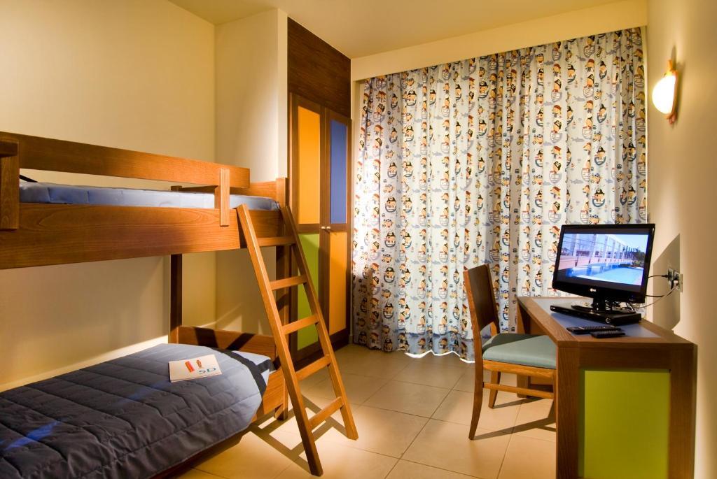 Blue Lagoon Resort Kos Town Room photo